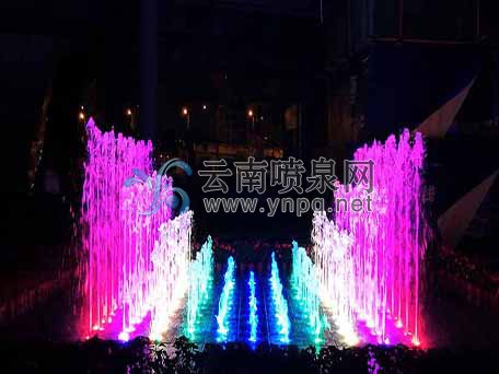 <b>昆明噴泉工程——潤城矩陣音樂噴泉視頻</b>